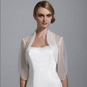 NWT David’s Bridal 3/4 Sleeve Tulle Jacket